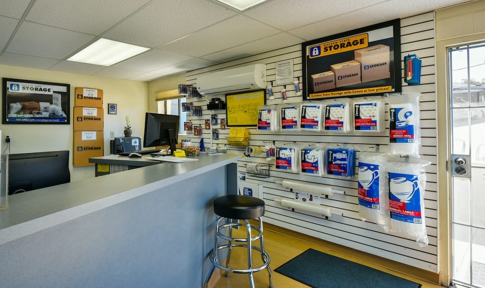 Self Storage Units Santa Clarita, CA Golden State Storage Golden
