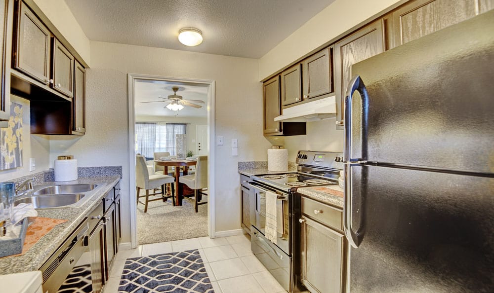 Photos of Villages at Parktown Apartments in Deer Park, TX