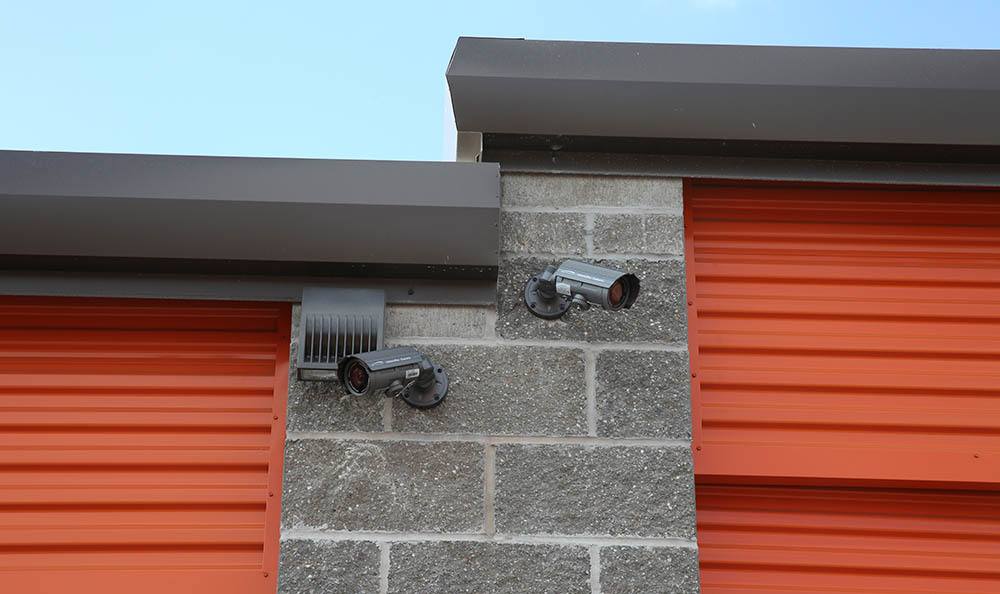 Security cameras to keep all of your belongings safe at self storage in St. Louis, MO