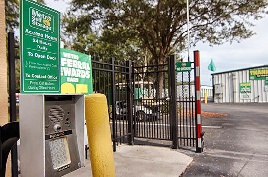 Facility Features offered at Metro Self Storage
