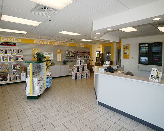 Facility Features offered at Metro Self Storage
