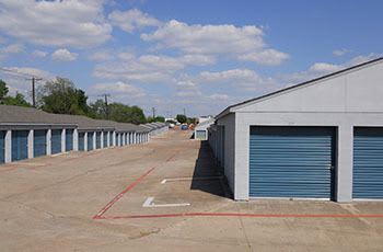 Metro Self Storage offers convenient storage solutions in Euless