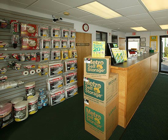 Facility Features offered at Metro Self Storage