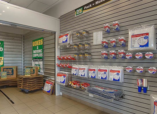 Facility Features offered at Metro Self Storage