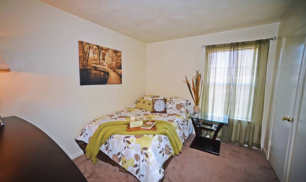 master bedroom at Biltmore Commons Apartments in Portsmouth, VA