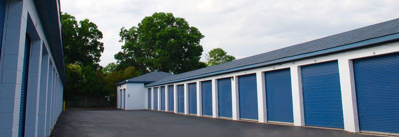 Our self storage facility in Virginia Beach offers lots of great features for your convenience