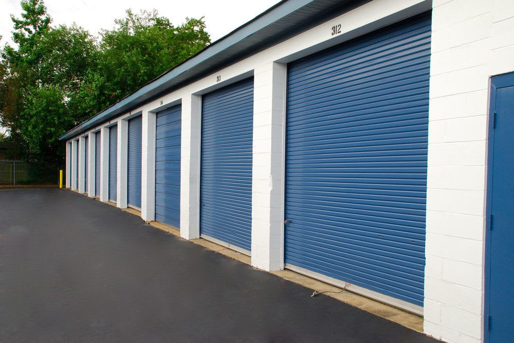 StorAway offers all the extra space you need for self-storage