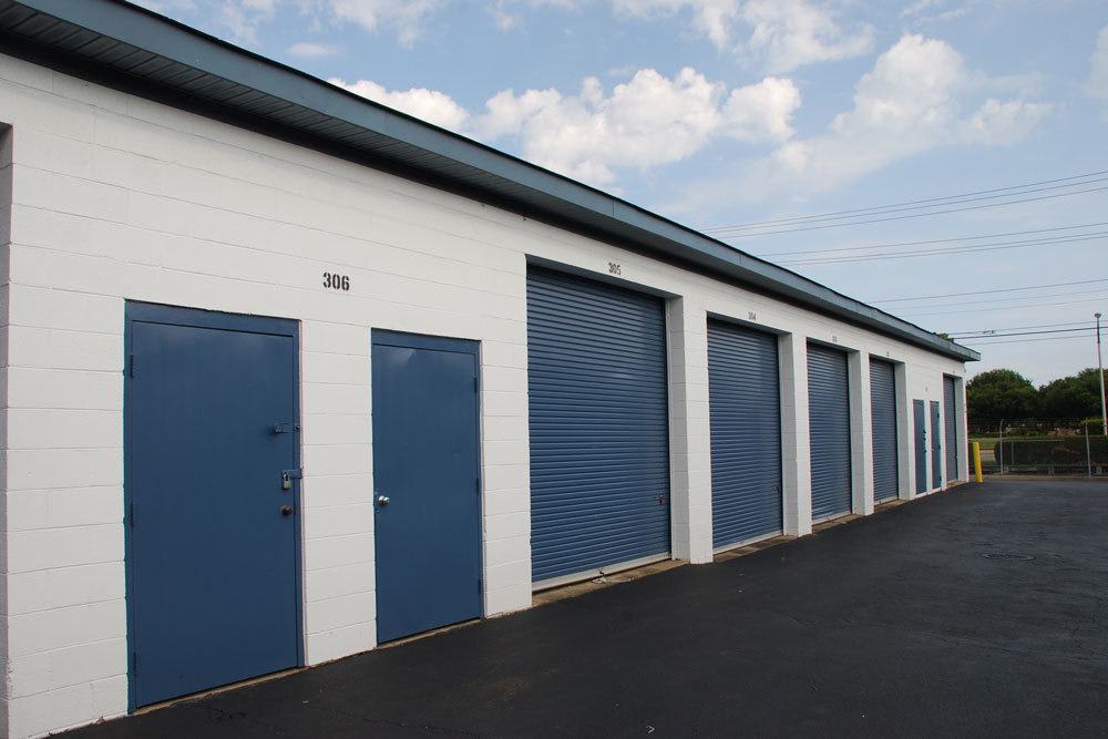 Self-storage units for rent in Virginia Beach