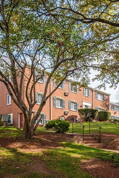 Landscaped grounds at Orchard Gardens Apartments