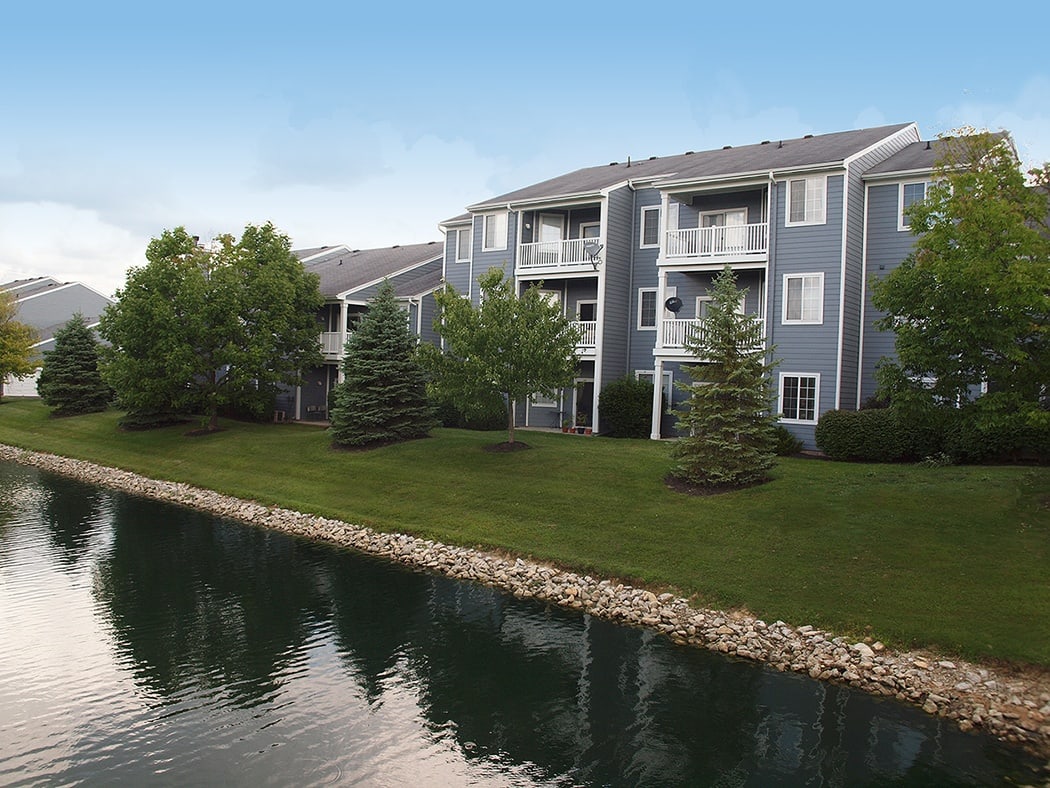 Sterling Lakes exterior