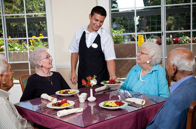 Enjoy the Orange senior living lifestyle at Park Plaza