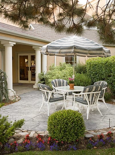 Sandy senior living has wonderful services and amenities that are right for you