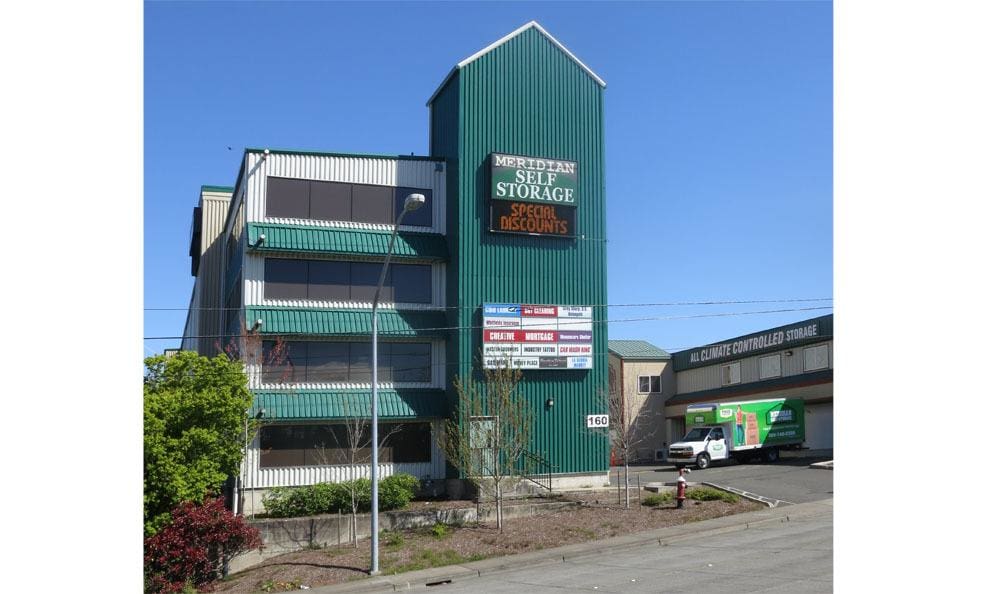 Easy access self storage on Meridian in Bellingham