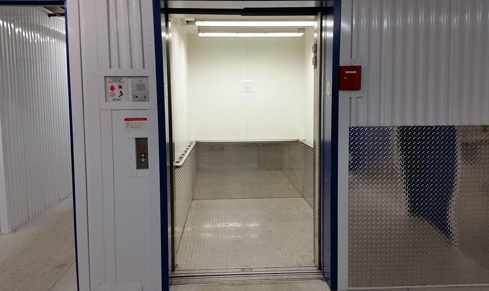 Elevator access at self storage in Federal Way