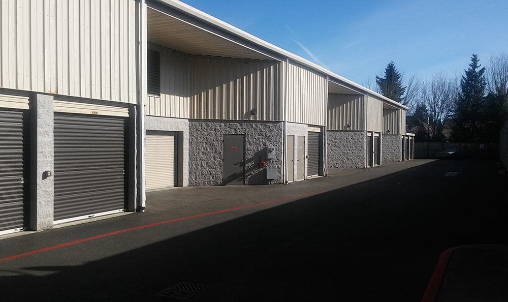 Outside self storage units in Mercer Island