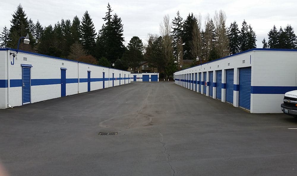 Outside storage units in Shoreline