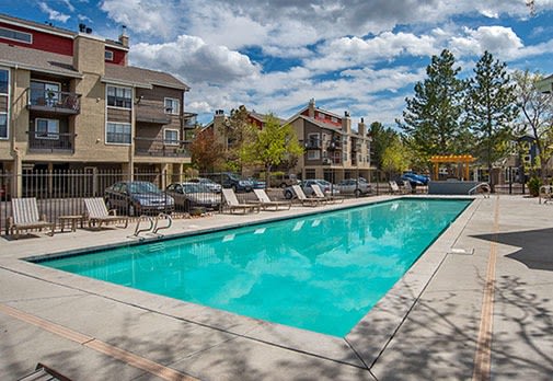 We have various apartment and community features in Aurora