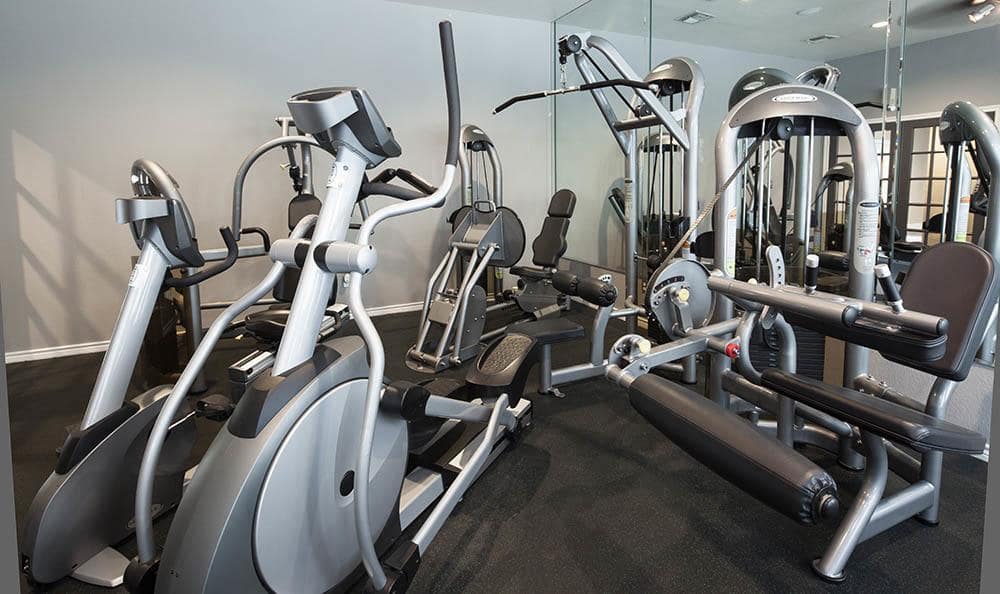 Dallas apartments at Advenir at Prestonwood are beautifully appointed with luxury amenities