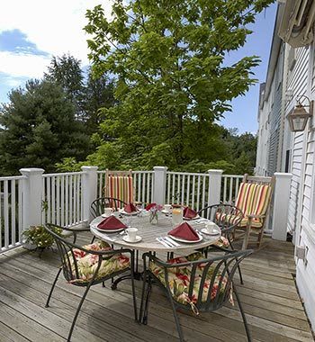 Lifestyle at senior living in Salem, NH