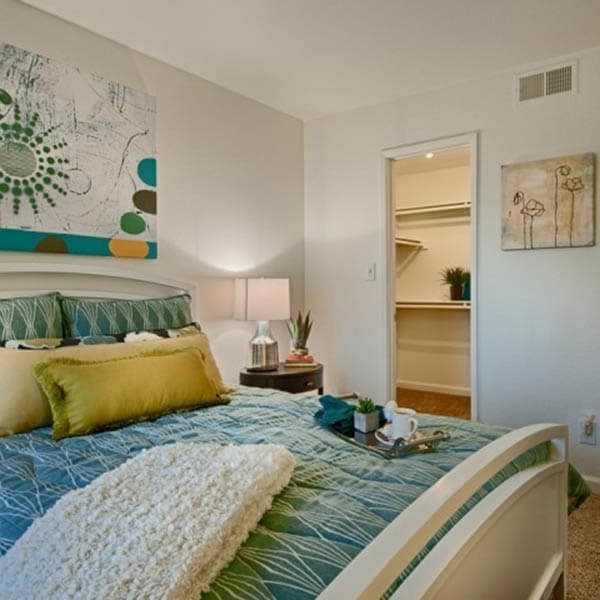 Overlook Scottsdale, AZ Apartments Cabrillo Apartments