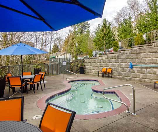 Hot tub at Sofi at Forest Heights in Portland, OR