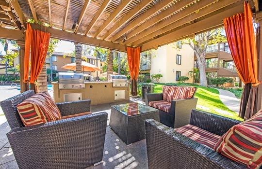 Amenities at apartments in Woodland Hills