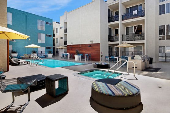 Amenities at apartments in Los Angeles