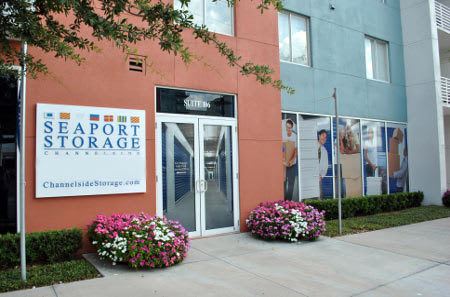 Storage building exterior in Tampa