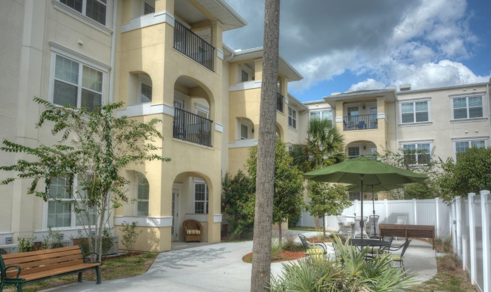 Zephyrhills Senior Living American House Zephyrhills