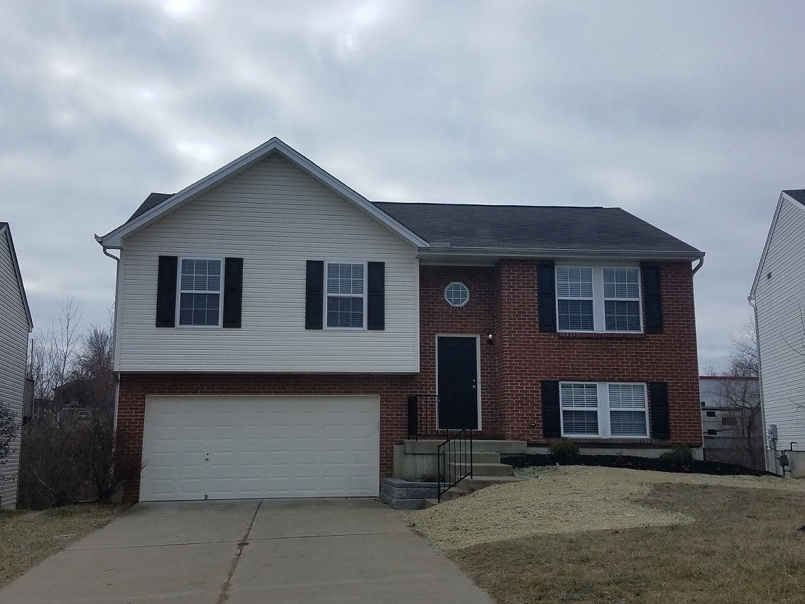 Picture of 2466 Hilliard