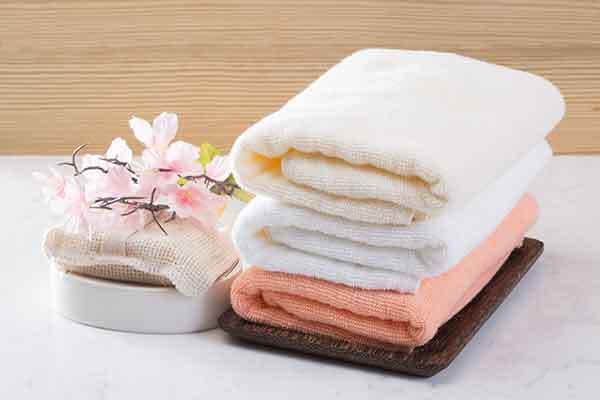 Senior living community with housekeeping and linens service at The Trace
