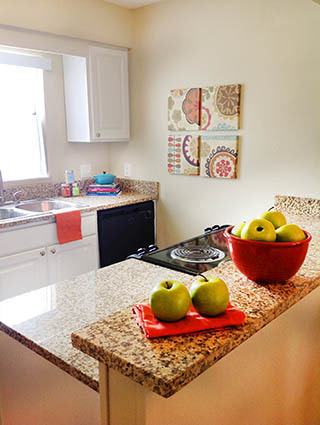 Club house at apartments in Altamonte Springs, FL