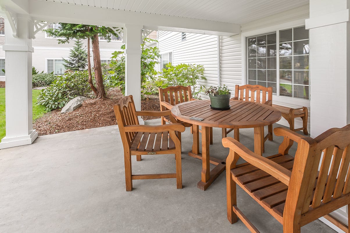 covered patio seating at Regency on Whidbey in Oak Harbor, Washington