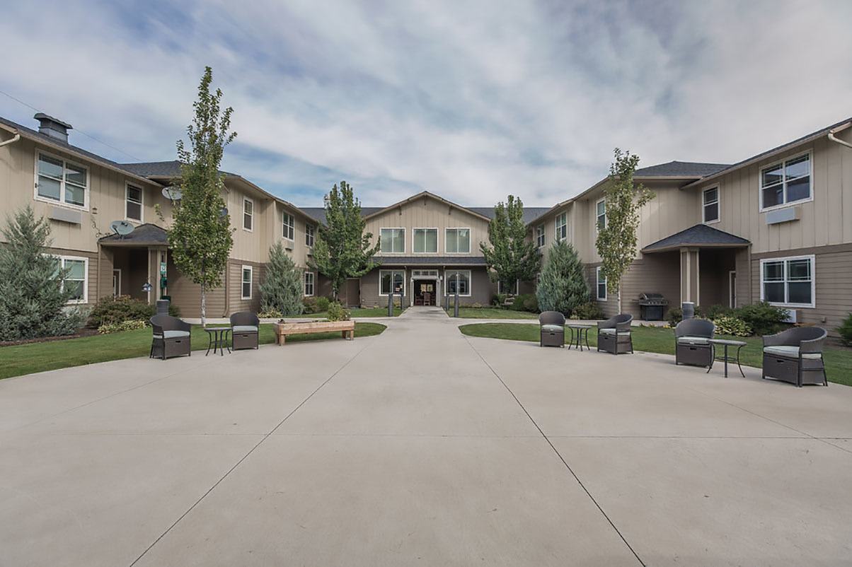 Photos of Regency Pullman in Pullman, Washington