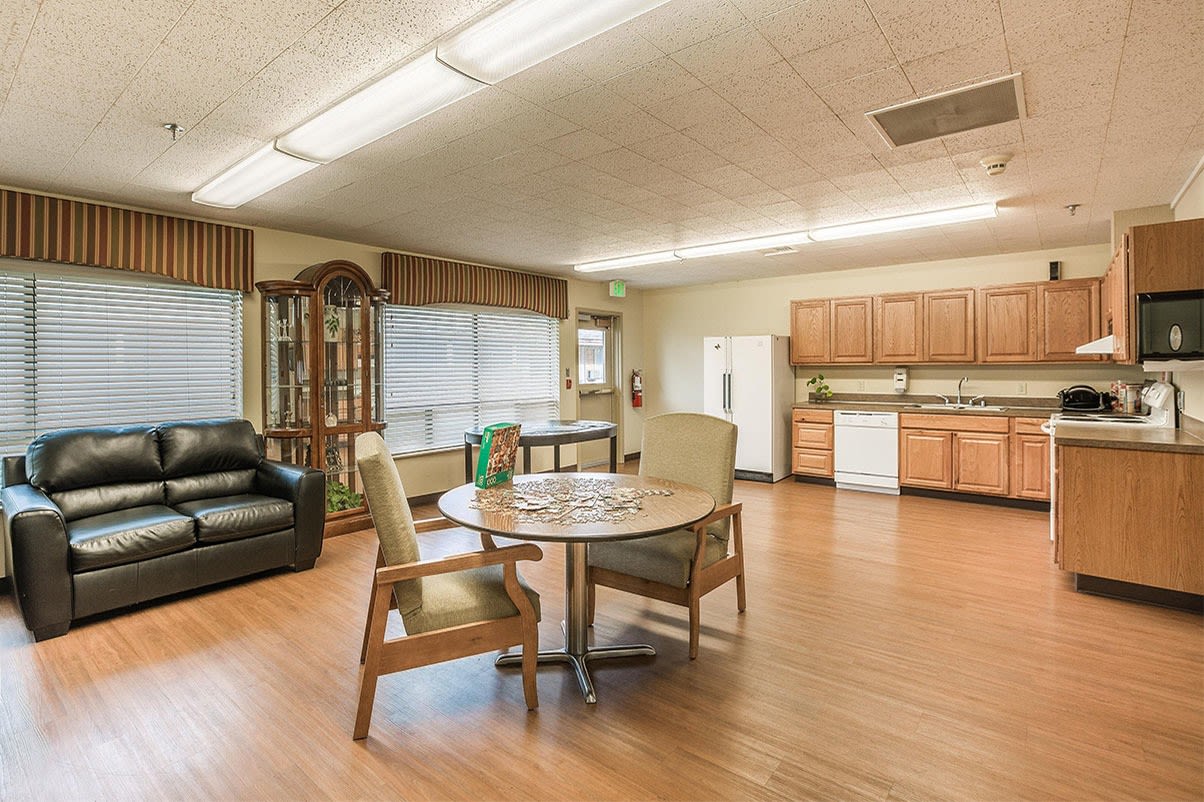 Photo Tour Regency Hermiston Nursing and Rehabilitation Center
