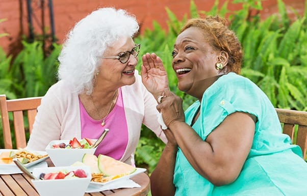 Dining at Regency Village at Bend in Bend, Oregon, is a pleasure.