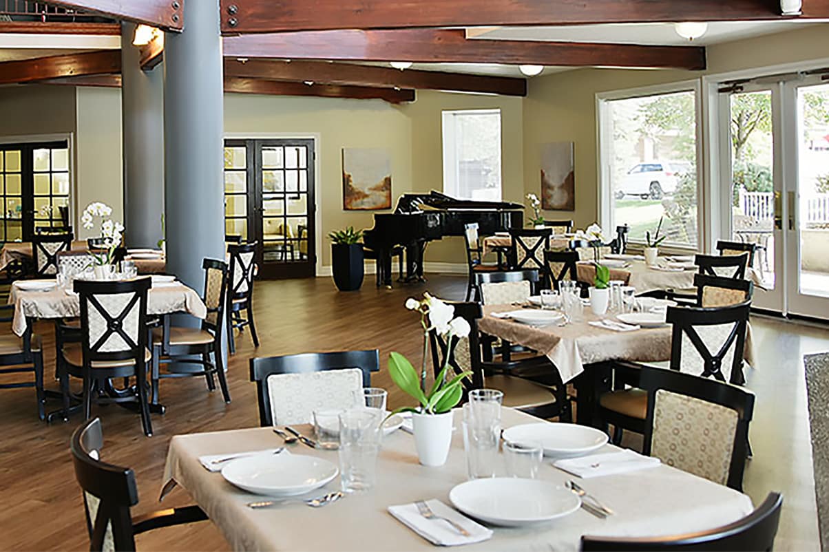 Photo Tour Regency Village at Bend