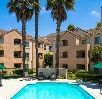 Apartments amenities in Redondo Beach include clubhouse