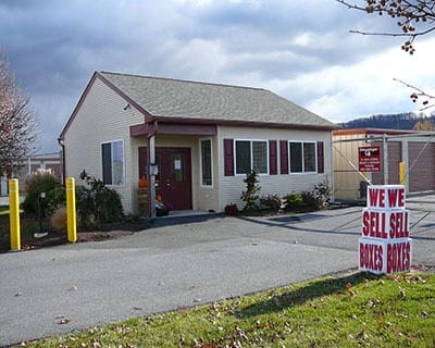 Front Office at Storage World in Robesonia, PA
