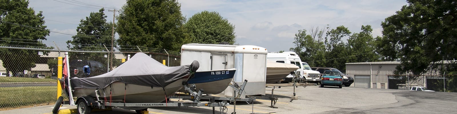 Self storage units in Sinking Spring