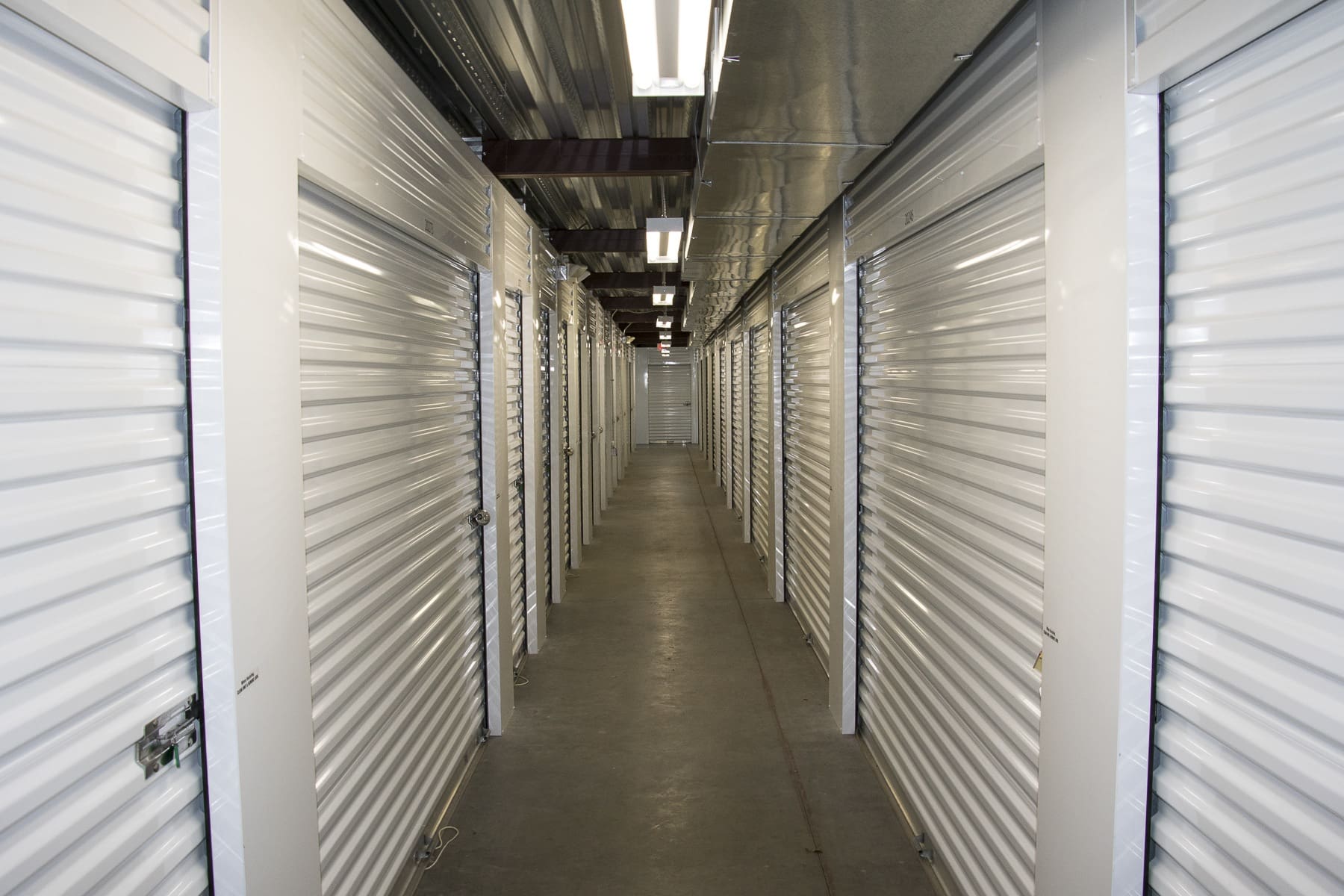 Our facility's features at Storage World