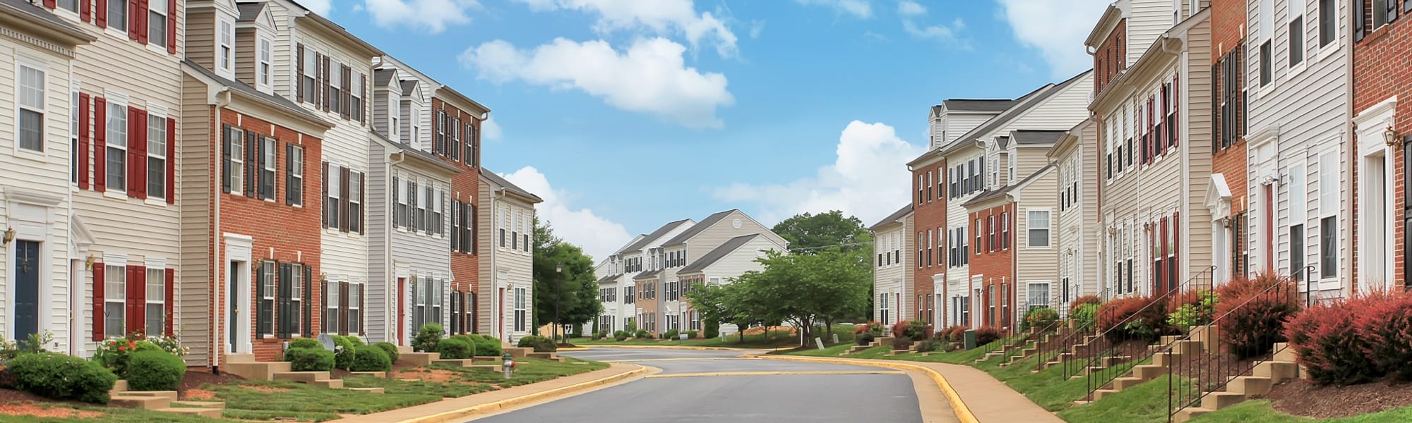 2 and 3 Bedroom Apartments in Fredericksburg | Riverside Manor