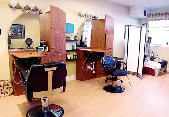 Variety of amenities at senior living community in Washington, MO