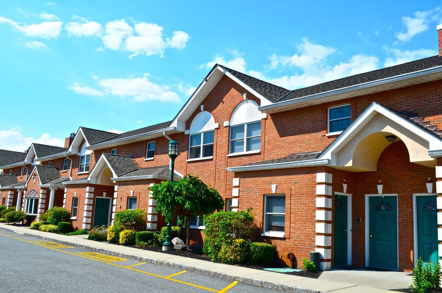 Copiague, NY Apartments for Rent | Bunt Commons