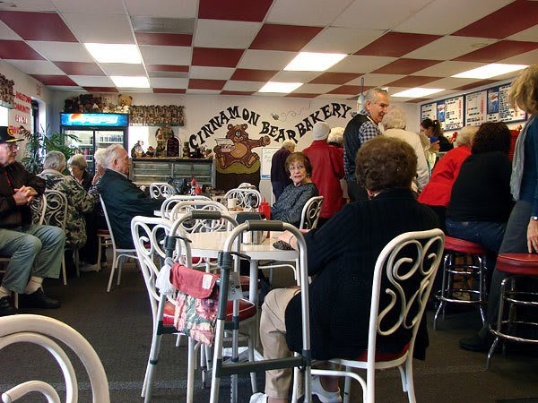 River Commons Senior Living is near many of Redding's local eateries!
