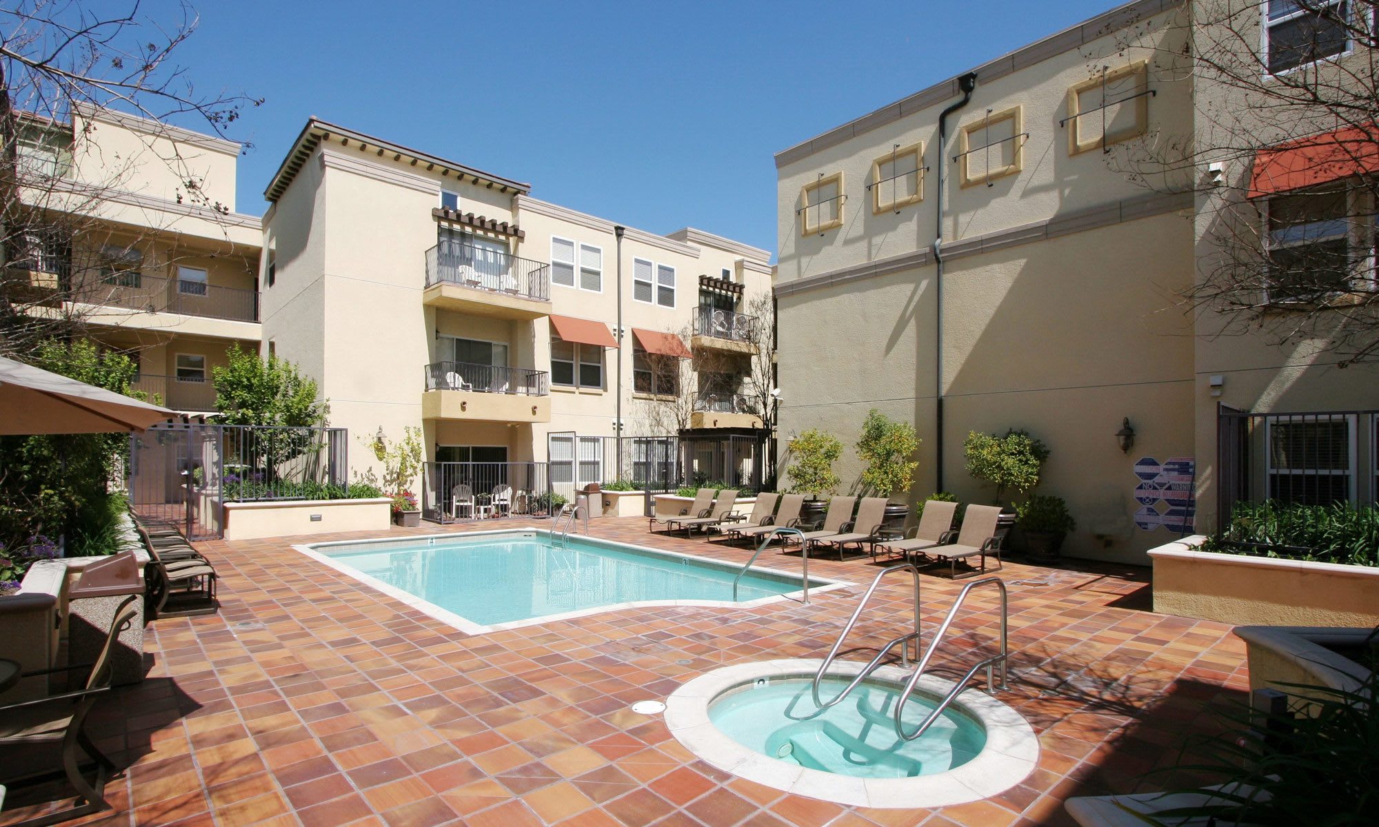 Apartments for Rent in Northridge, CA | The Villagio