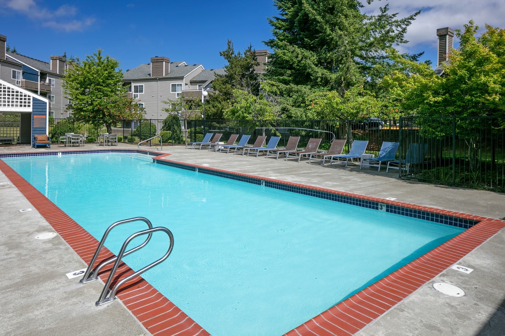 View photos of our luxurious property at The Carriages at Fairwood Downs in Renton, WA