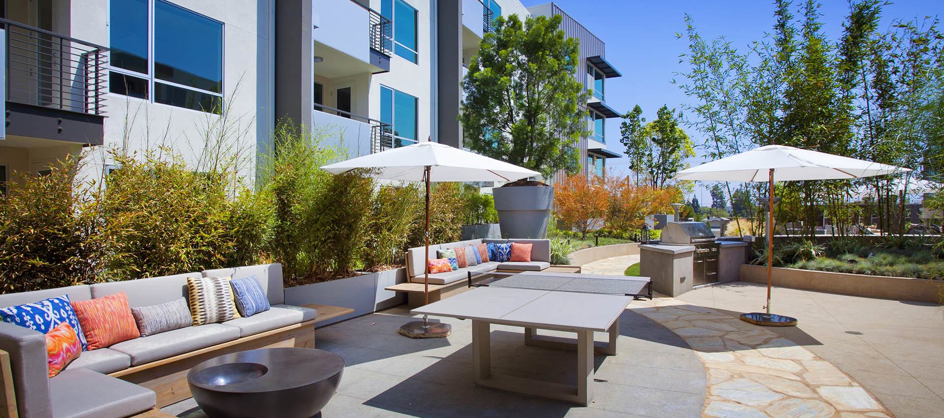 Photos of Brio Apartment Homes in Glendale, CA