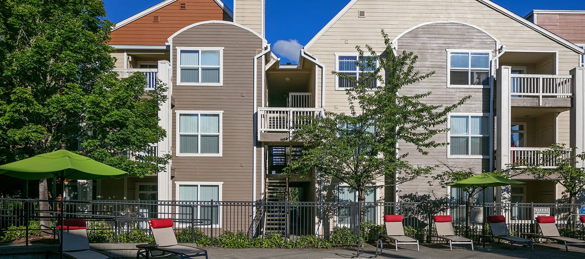 Photos of Center Pointe Apartment Homes in Beaverton, OR