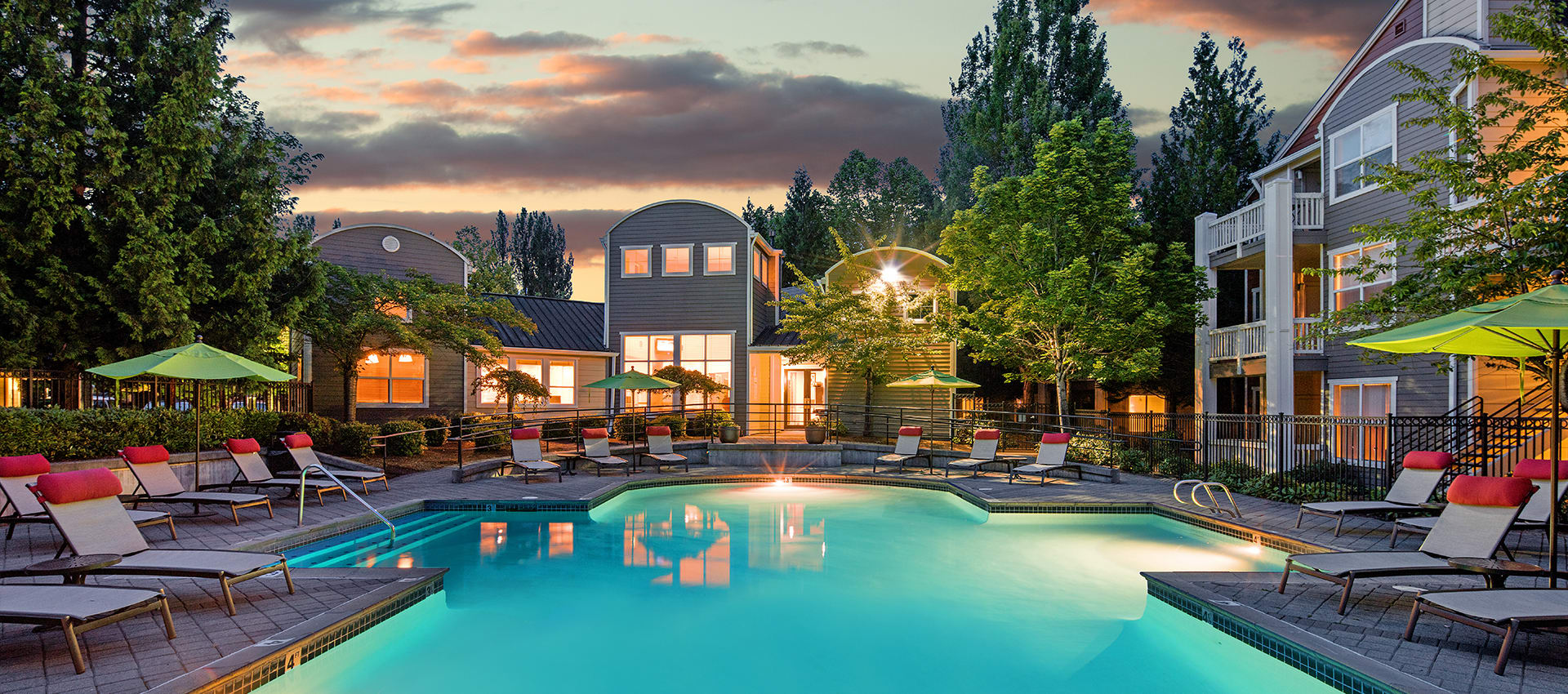 View photos of our luxurious property at Center Pointe Apartment Homes in Beaverton, OR